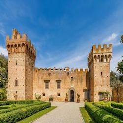 In Toscana è in vendita il castello di Brunelleschi